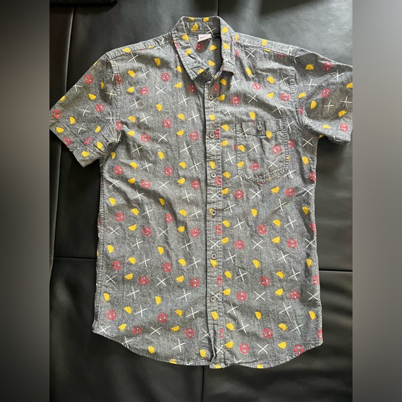 Marvel Deadpool Taco Party Woven Men’s Grey Button-Up - Size M EUC - Picture 5 of 11